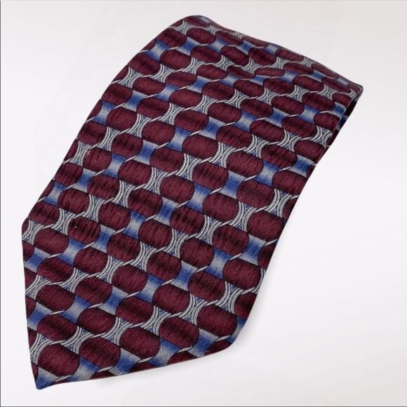 OUTLINE | Maroon Geometric Silk Tie - Picture 2 of 6